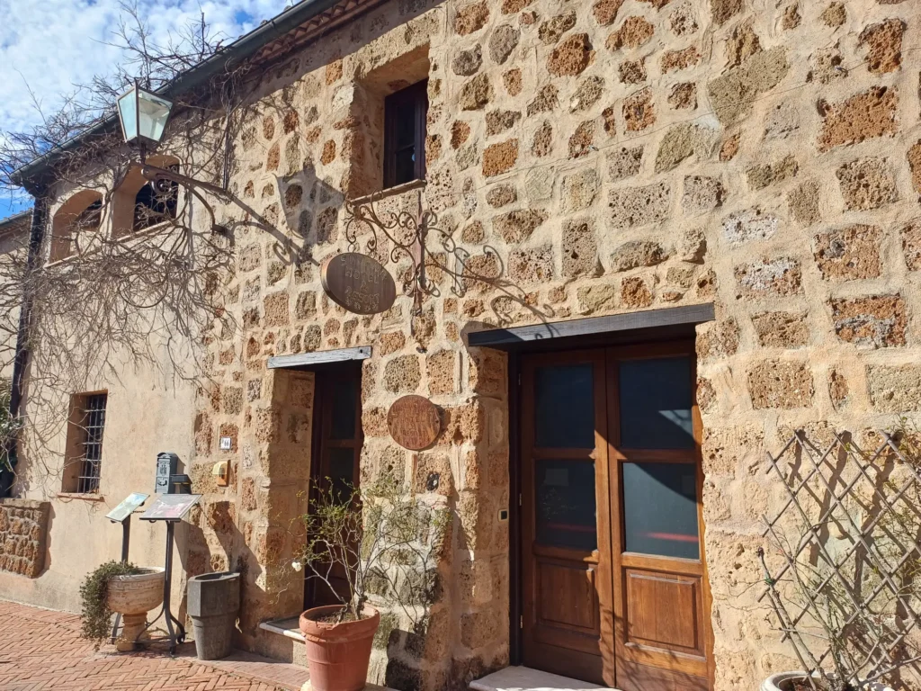 Sovana Hotel and Resort